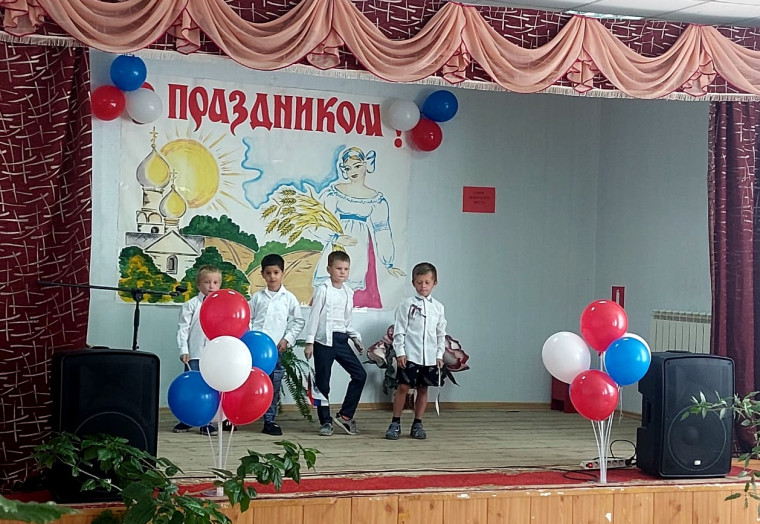 Концерт ко Дню России.